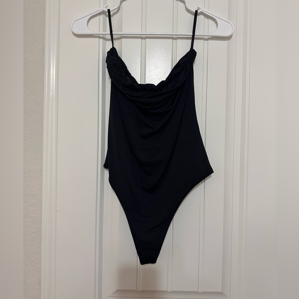 Aritzia strapless bodysuit size medium